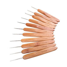 Load image into Gallery viewer, Bamboo Handle Crochet Hooks Set
